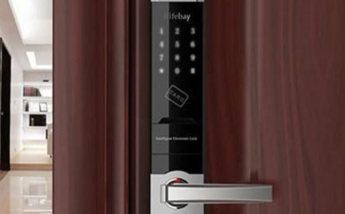 元宝24小时上门开锁公司