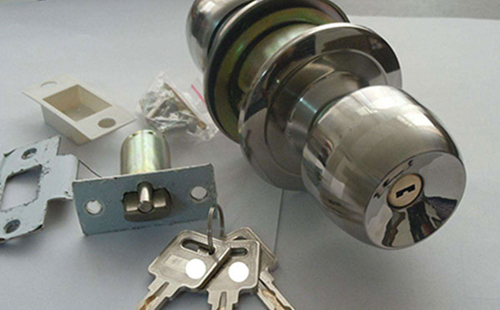 元宝24小时上门开锁公司