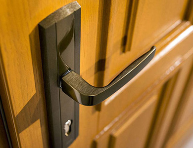 元宝24小时上门开锁公司